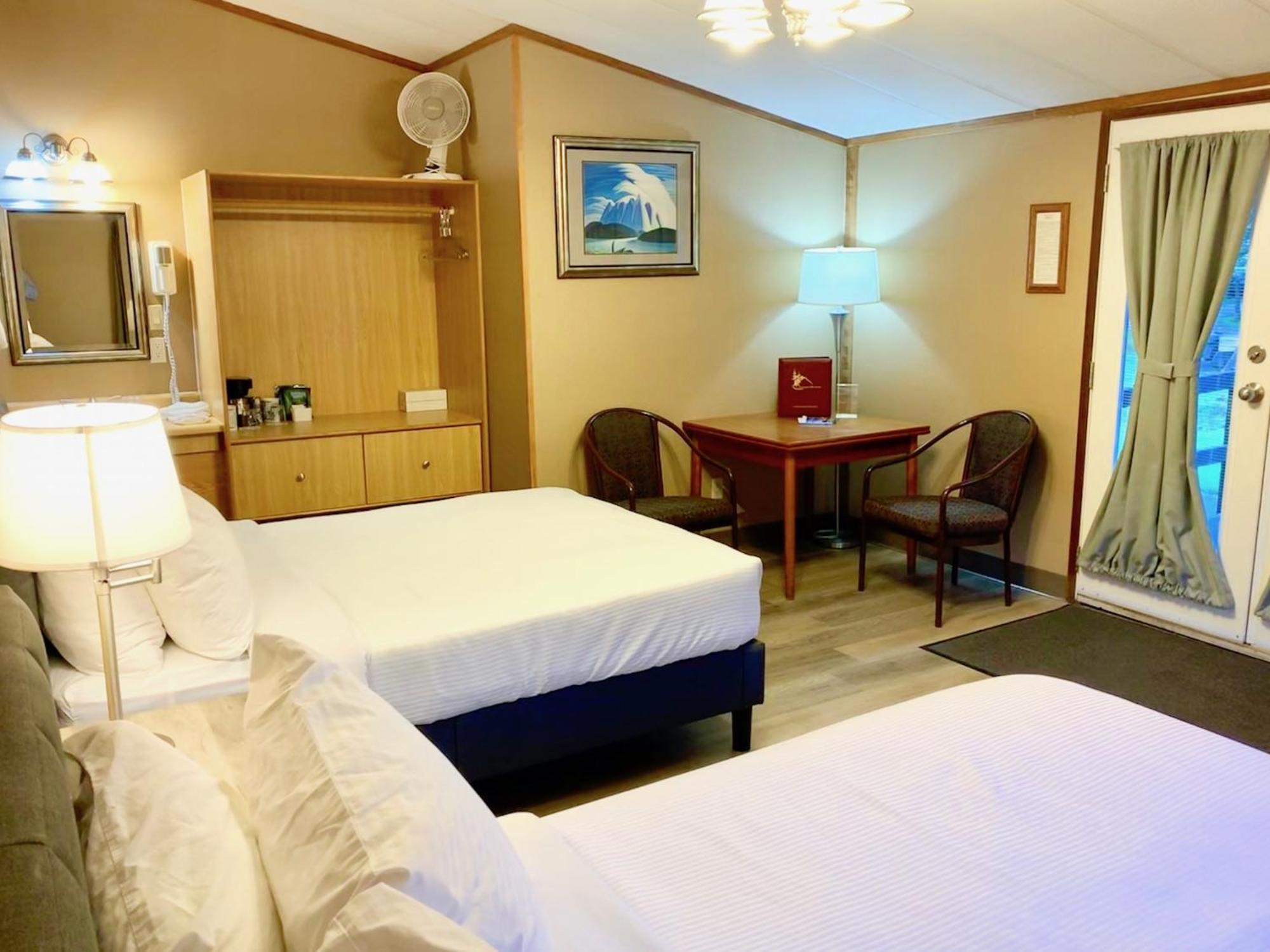 Double Room,1524505405:JPEG